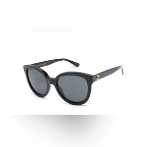 Gucci women’s sunglasses no scratches sold with case
